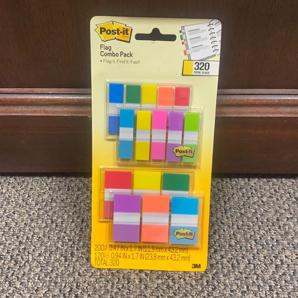 Post-It Flag Combo Pack - Sticky Tabs & Spiral Bound Sticky Notes (Comes as Set) - Picture 2 of 12